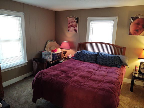 3rd image of 19 Woodard St