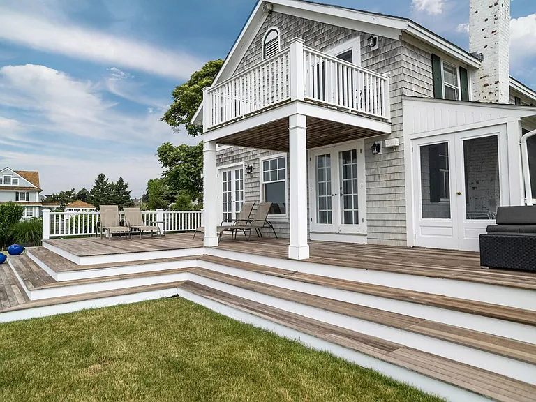 43 Soundview Ave — Photo 7
