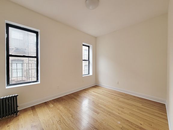 5th image of 3147 Broadway APT 19