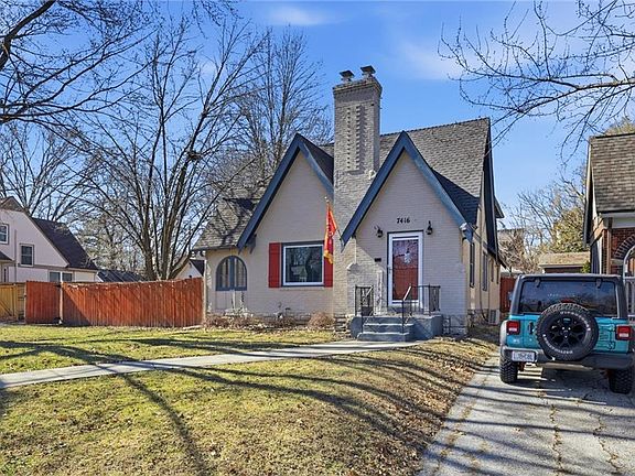 3rd image of 7416 Walnut St