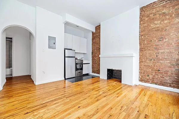 Rented by REAL New York | media 8