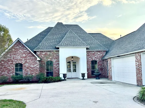 41133 Clearwater Ave, Gonzales, LA 70737