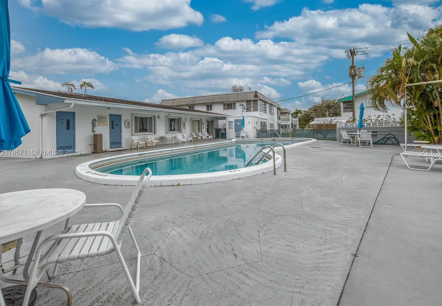 Parkview Villas Condo — Photo 1