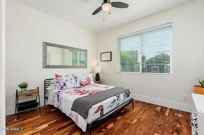 933 E Granada Rd — Photo 21