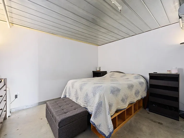 250 Park Ave #712 — Photo 6