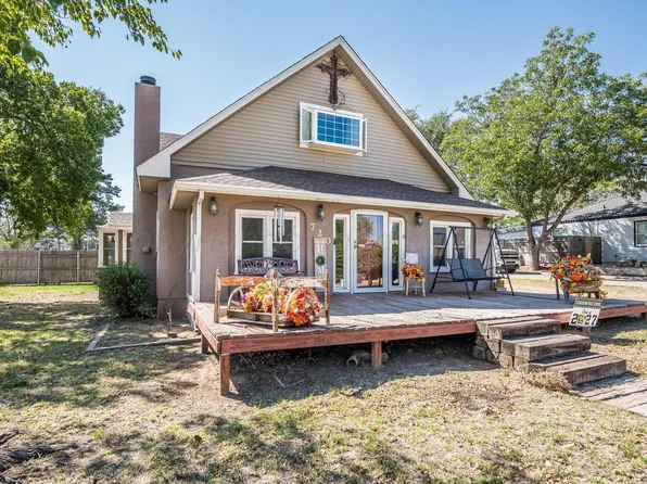 720 Summit Ave, Canadian, TX 79014