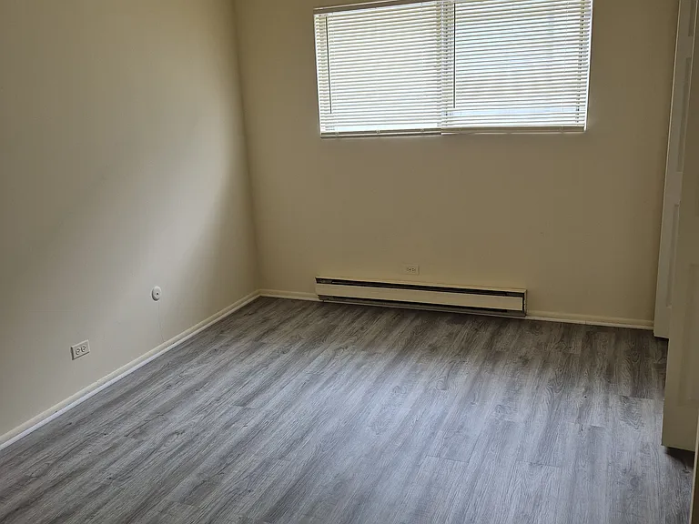 7416 Franklin St #2 — Photo 9