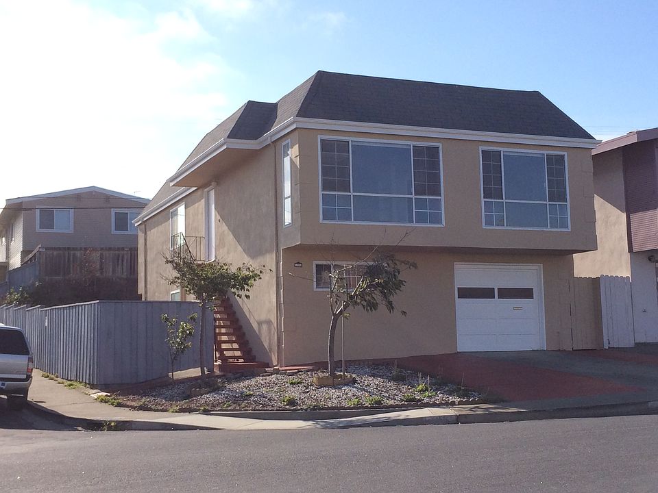 1st image of 296 Saint Francis Blvd
