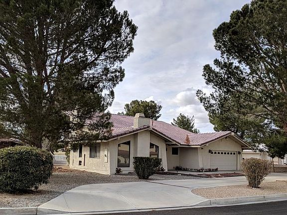 2nd image of 15004 Bluegrass Dr