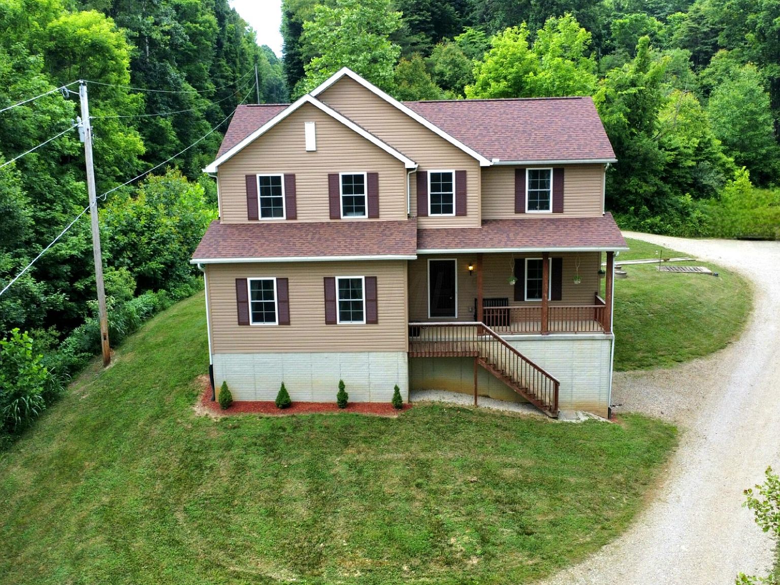16717 Thompson Ridge Rd, Laurelville, OH 43135 Zillow