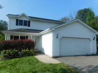 314 Edgewood Dr S #L12, Clarks Summit, PA 18411