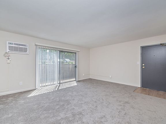 5th image of 14 Meadow Dr APT 7