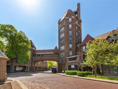 2 Dartmouth Street #M28, Forest Hills, NY, 11375