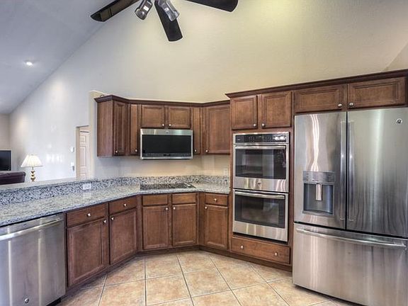 2nd image of 20680 Nettleton St #4