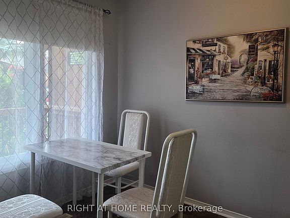 4th image of 129 Heydon Ave