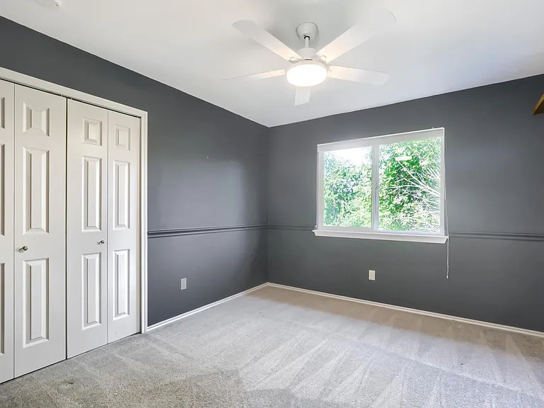 17204 Village Glen Rd — Photo 13