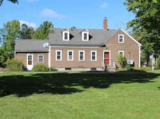 604 Bog Rd, Vassalboro, ME 04989