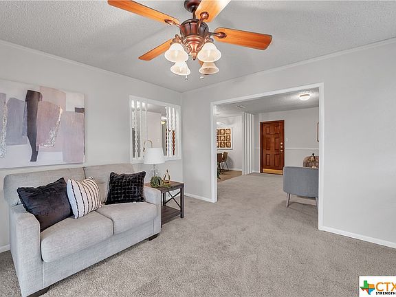 4th image of 2804 Lawndale St
