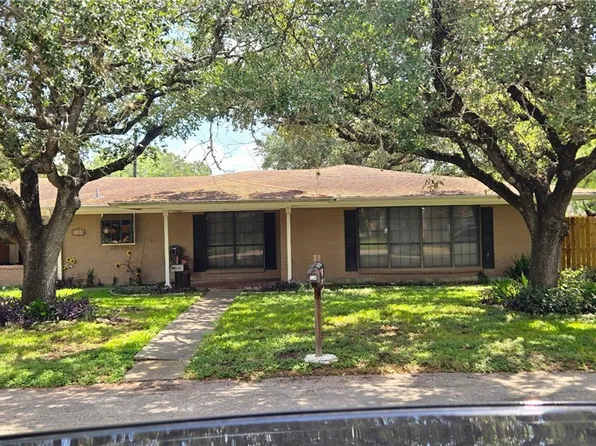 726 Reynolds Ave, Taft, TX 78390