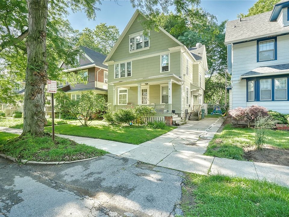 1st image of 10 Menlo Pl