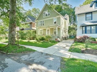 10 Menlo Pl, Rochester, NY 14620