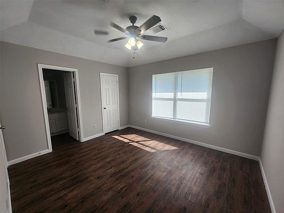 5th image of 16396 Danika Oak Dr