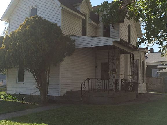 2nd image of 830 W Marion St