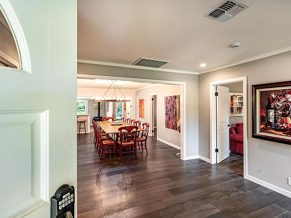 4th image of 850 Conn Valley Road