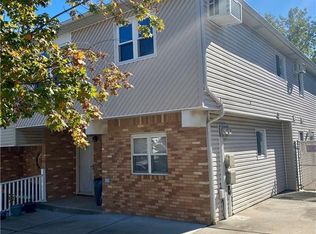 145 Marisa Cir, Staten Island, NY 10309