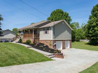 912 Dora St, Seymour, TN 37865