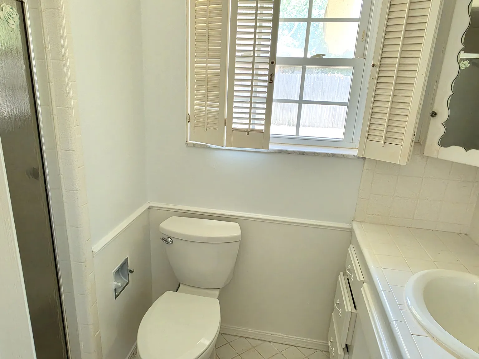 4 bed, 2.5 bath, 2031 sqft, $2,100 — Photo 4