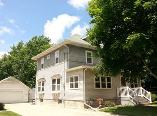 450 S 8th St, Forest City, IA 50436