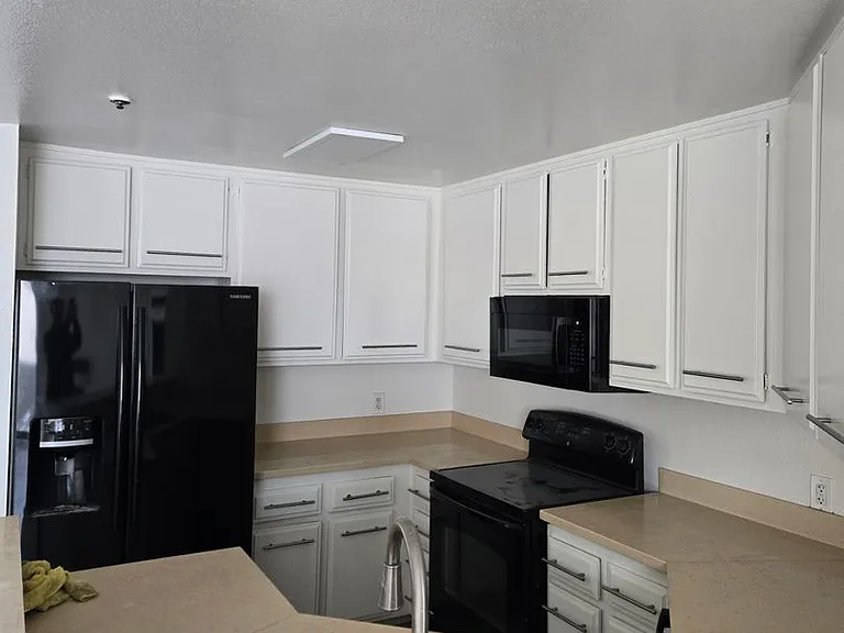 7020 Lanewood Ave, Los Angeles, CA 90028 — Photo 9