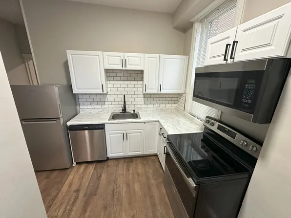 1807 N 2nd St APT 1, Harrisburg, PA 17102