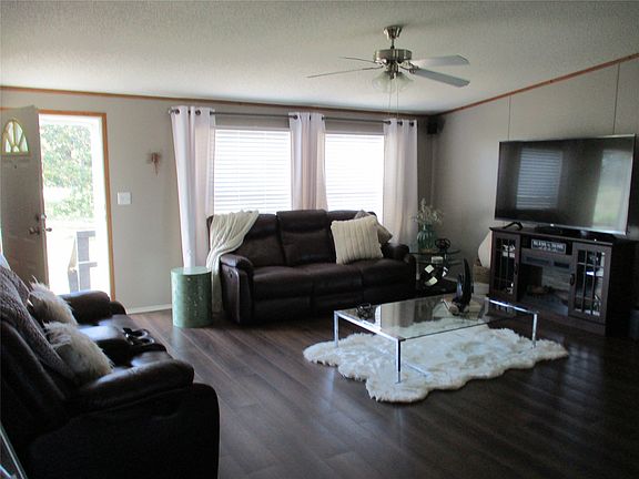 4th image of 214 County Road 3432