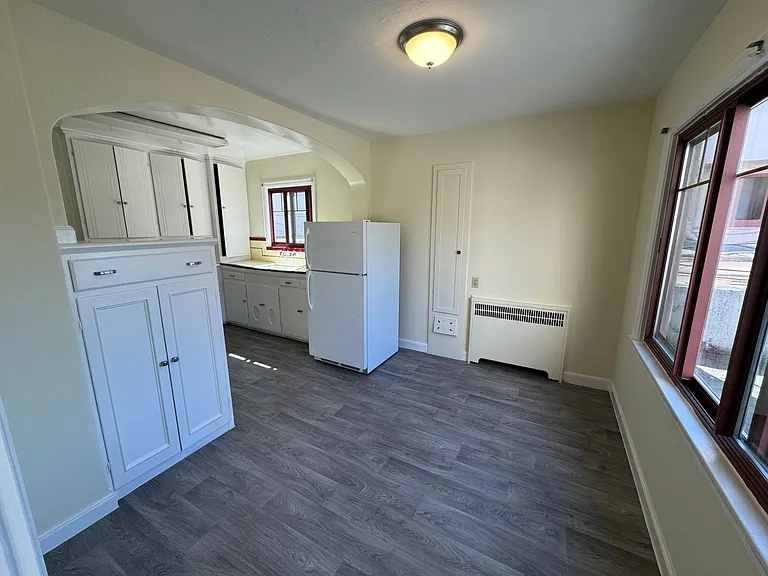 104 Hillcrest Blvd #11 — Photo 2