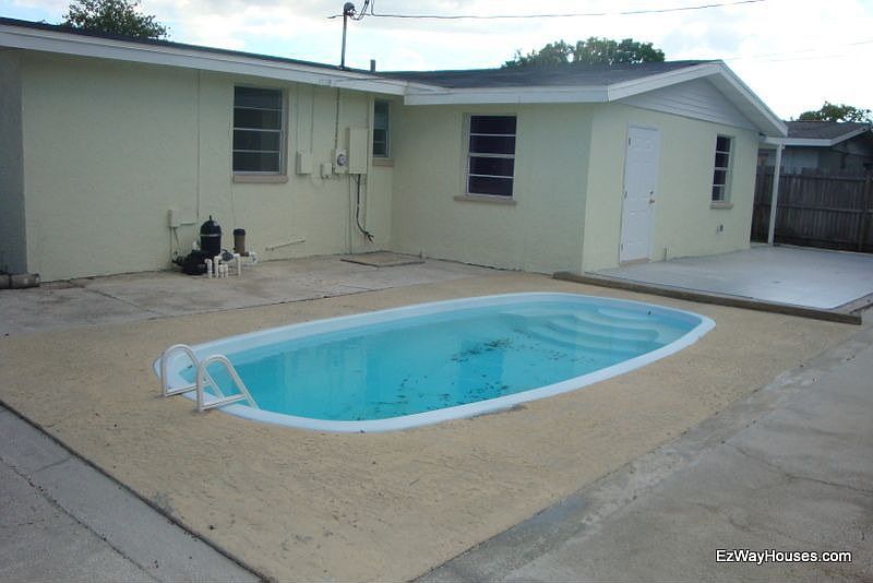 2nd image of 4405 W Idlewild Ave