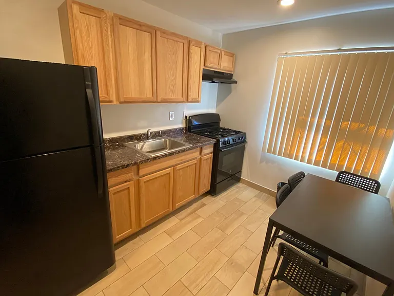 11740 Beach Blvd #7 — Photo 7