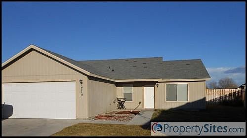 1st image of 219 N Alvina Ct