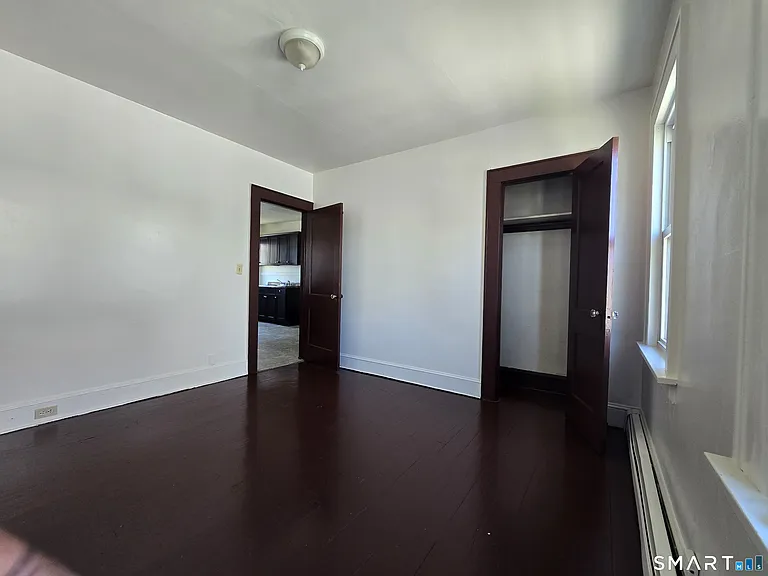 125 Hollister Ave — Photo 8