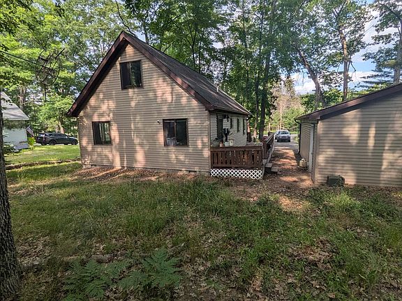 3rd image of 2867 E Higgins Lake Dr