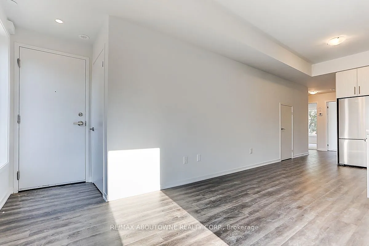 2 bed, $2,650 — Photo 4