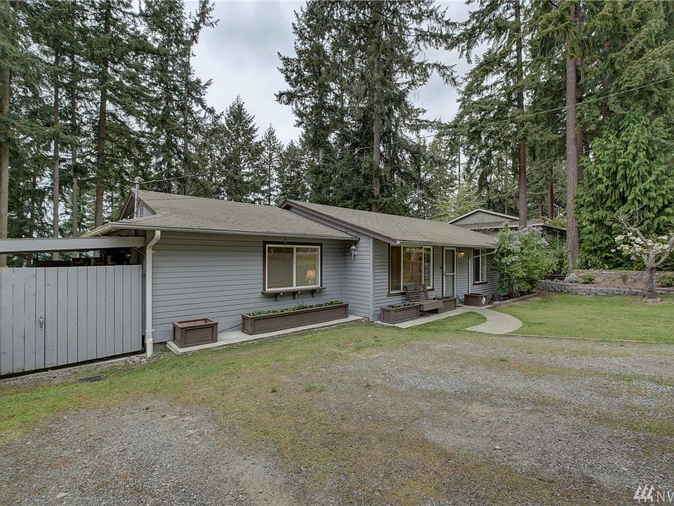 1st image of 921 207th Pl NE