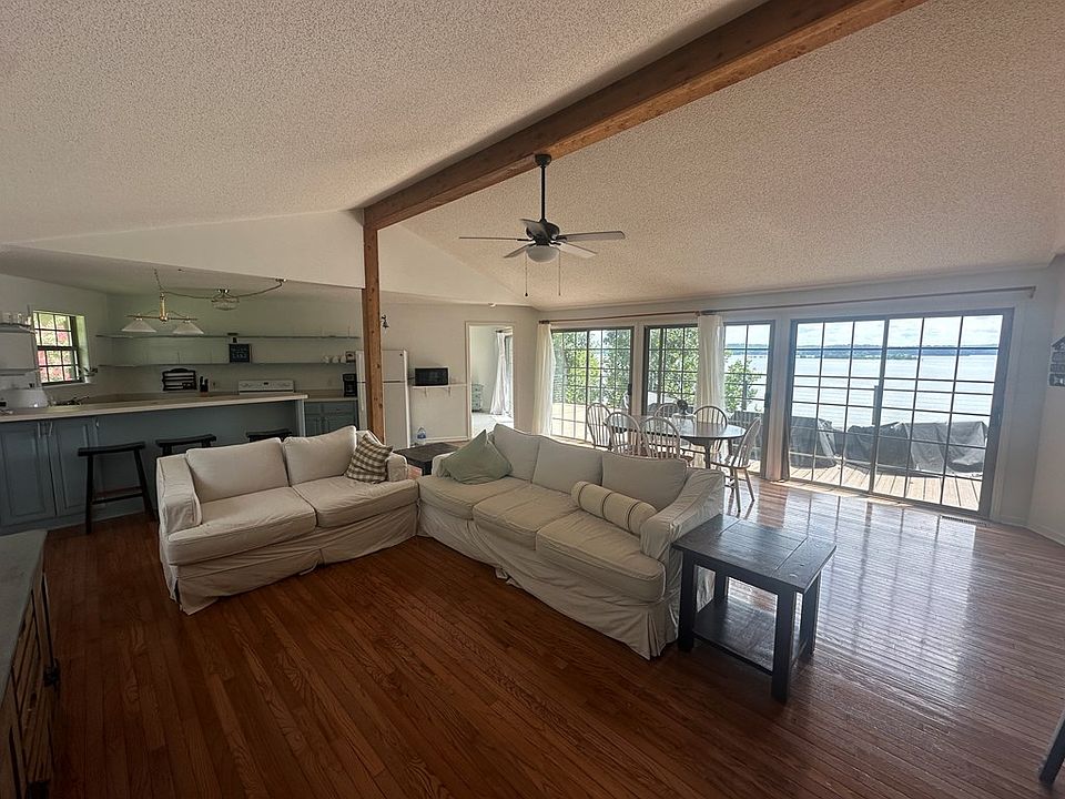 2nd image of 140 Bailey Shore Dr