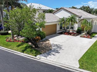 6782 Coral Reef St, Lake Worth, FL 33467