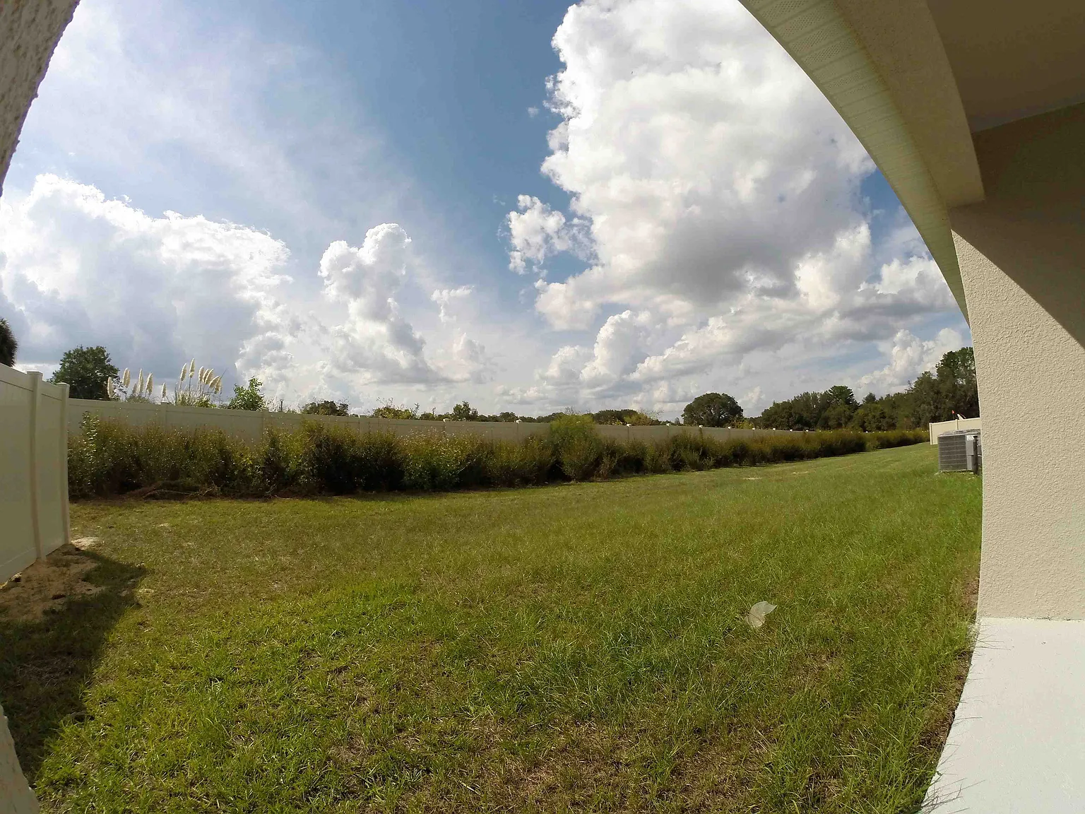 4 bed, 1827 sqft, $2,000 — Photo 4