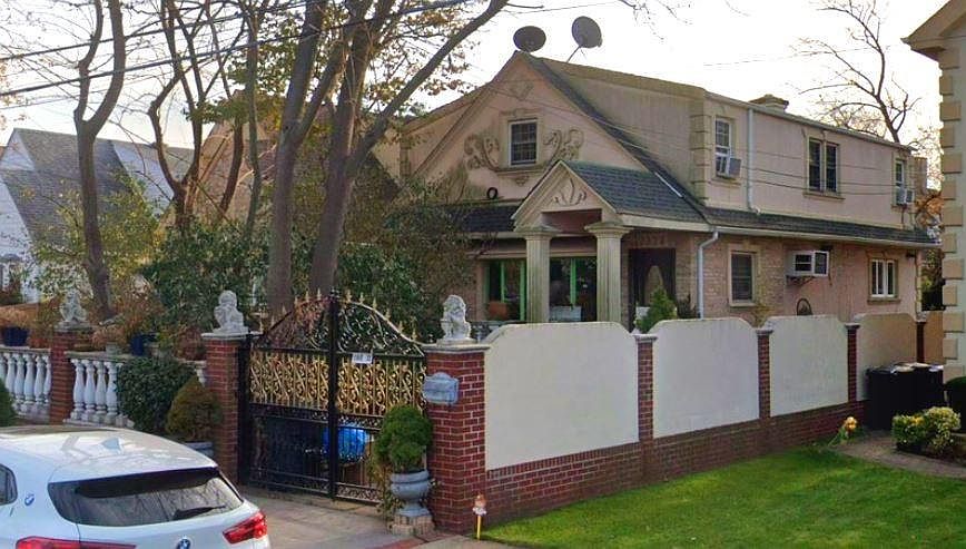 2nd image of 2320 Bergen Ave