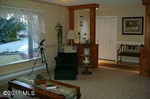 4th image of 551 N Mason Ave