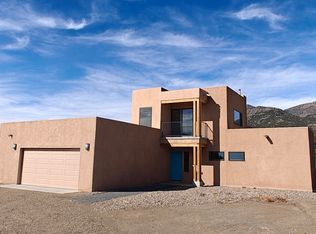 16 Vida Del Agua, Edgewood, NM 87015