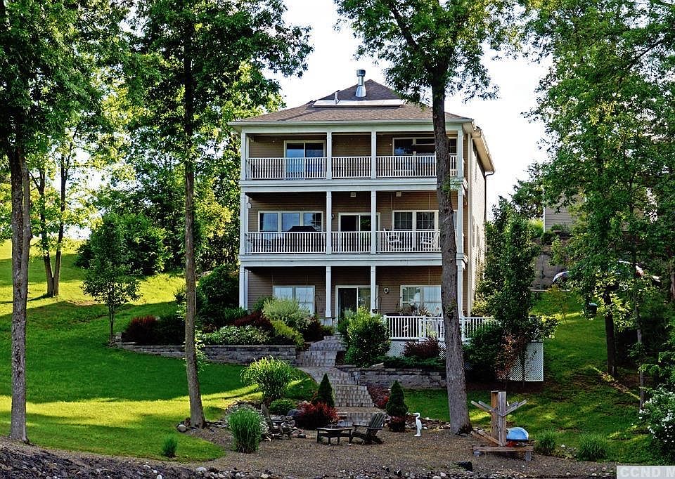 1st image of 3 S Greenwood Ln #34